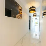 Sunrise Luxury Apartment *