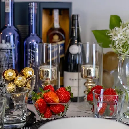 Sunrise Luxury Apartment *